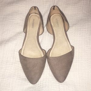 Tan flats